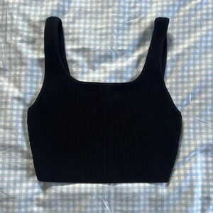 ARITZIA - Babaton - Ribbed Top